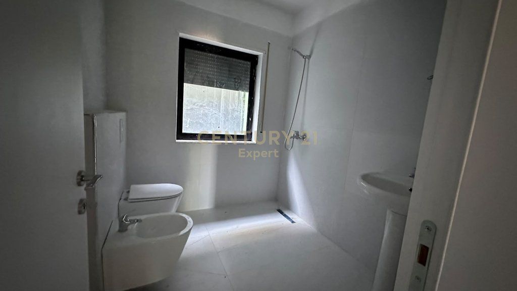 SHITET DUPLEX 3+1+3 – KODRA E DIELLIT 2 RESIDENCE, TIRANË