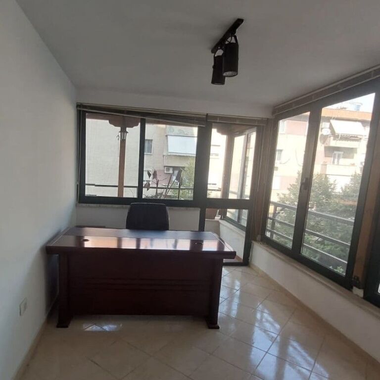 🏢✨ OFFICE FOR RENT | BLLOKU