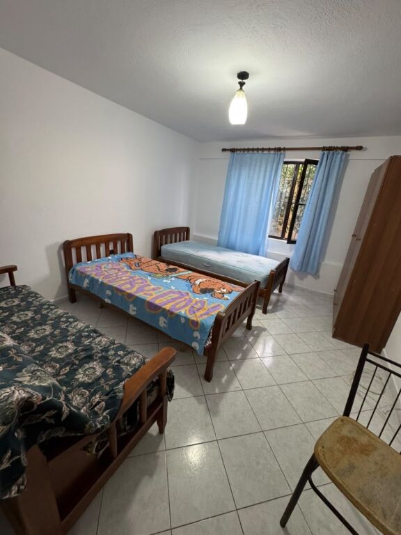 Jepet Me Qera Apartament 1+1+1 Ballkon