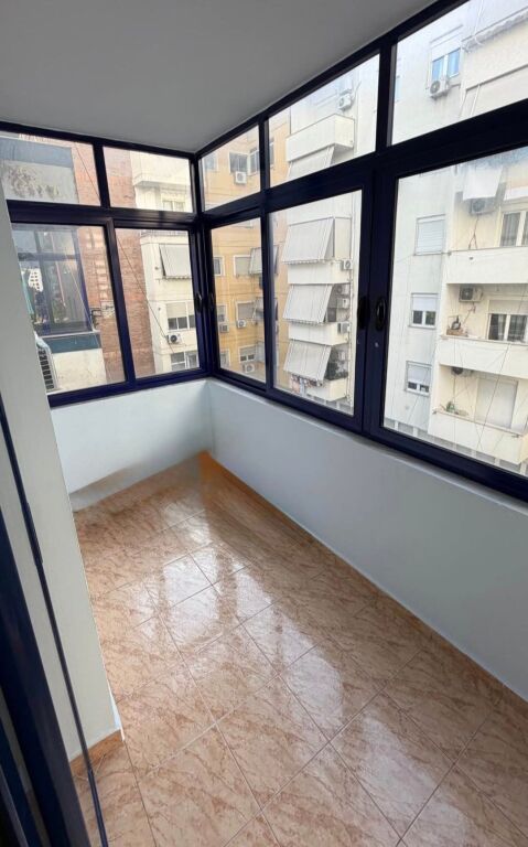 APARTAMENT 2+1 ME QERA - TE DELIJORGJI, TIRANE