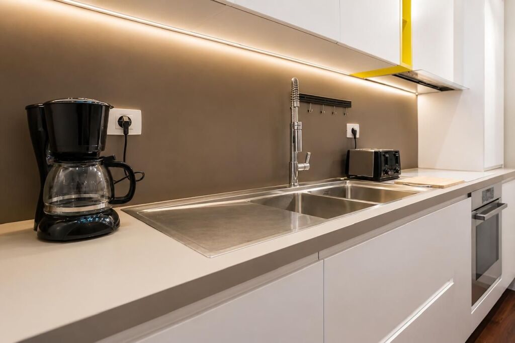 Apartament 2+1, Kompleksi Magnet