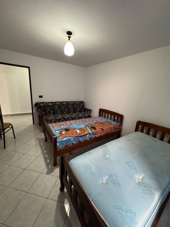 Jepet Me Qera Apartament 1+1+1 Ballkon