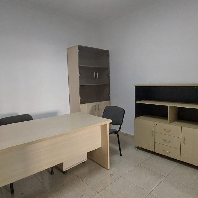 🏢✨ OFFICE FOR RENT | BLLOKU