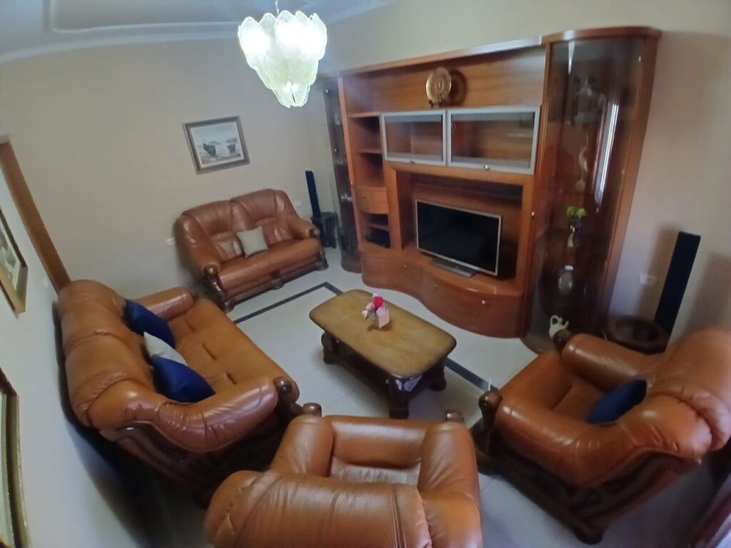 Apartament me qera 1+1 te Kafe Flora