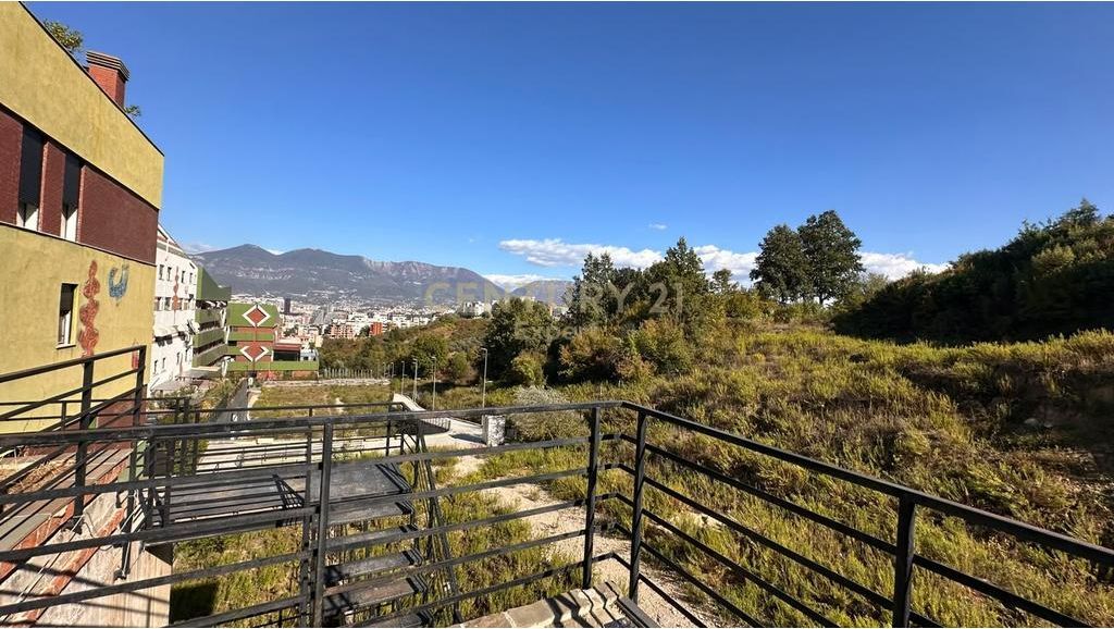 SHITET DUPLEX 3+1+3 – KODRA E DIELLIT 2 RESIDENCE, TIRANË