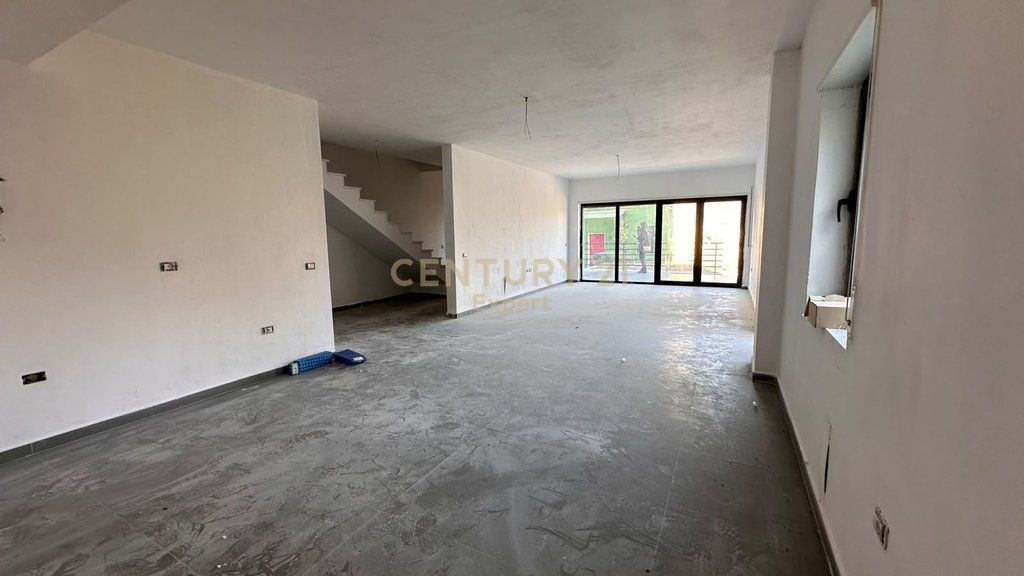 SHITET DUPLEX 3+1+3 – KODRA E DIELLIT 2 RESIDENCE, TIRANË
