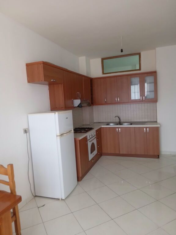 🏡 JEPET ME QIRA APARTAMENT 1+1 – VLORË-MBI BESTSELLER