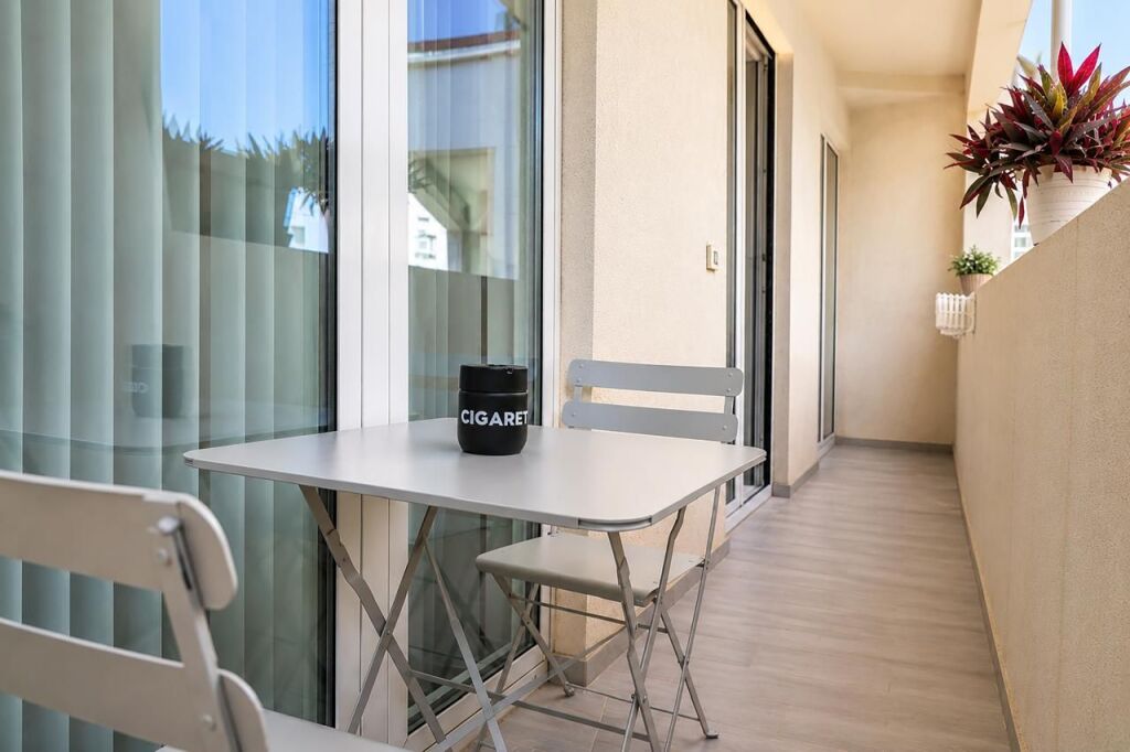 Apartament 2+1, Kompleksi Magnet