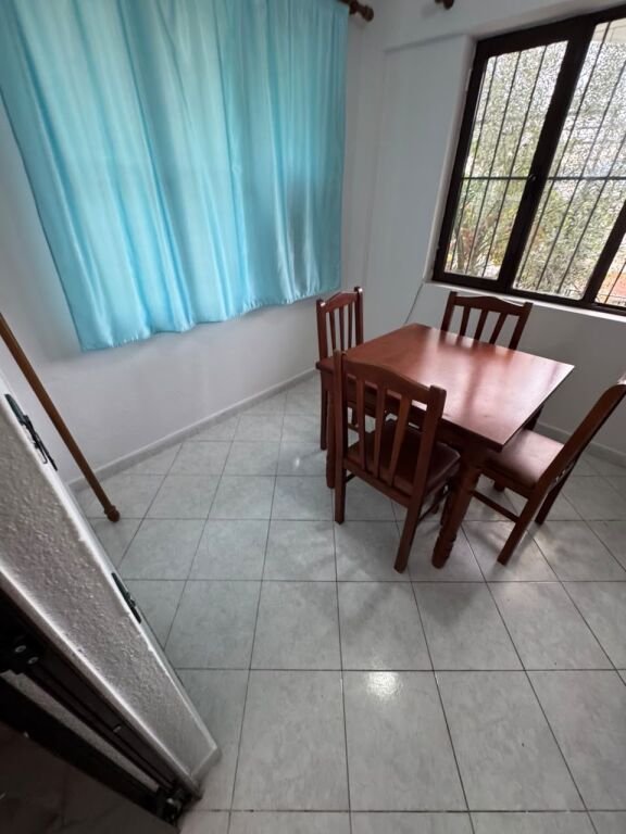 Jepet Me Qera Apartament 1+1+1 Ballkon