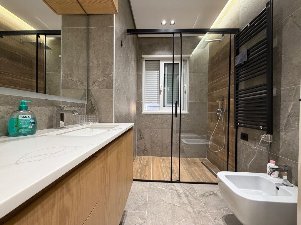 Apartament me qera 2+1 te Rr e Bogdaneve