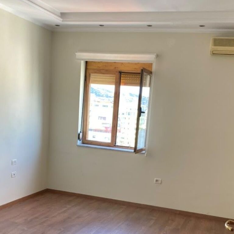 🏢 OFFICE FOR RENT | BLLOK, TIRANA 🔑