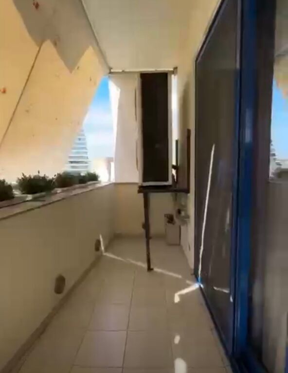 Apartament per qera 3+1+2 te Rr.e Kosovareve