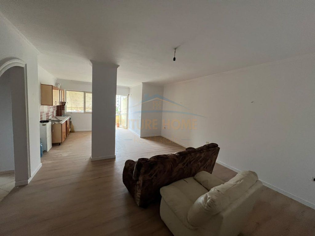 Shitet,Apartament 2+1+2,Selite, Tirane