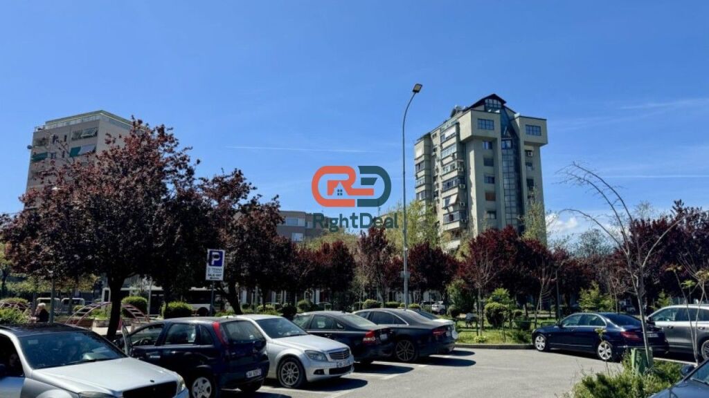 Near Dinamo Stadium, Commercial Space for Rent, Ideal for Offices !!!