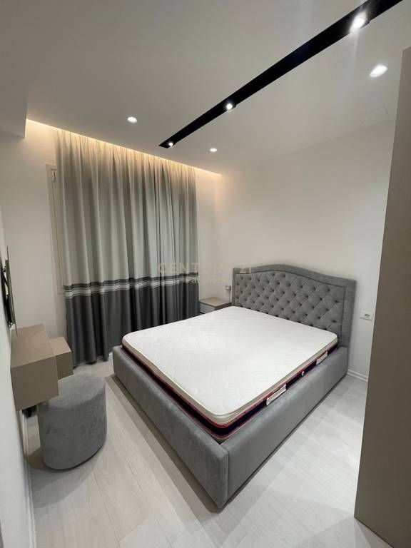 Apartament 1+1+ Post Parkimi me qira te River Residence