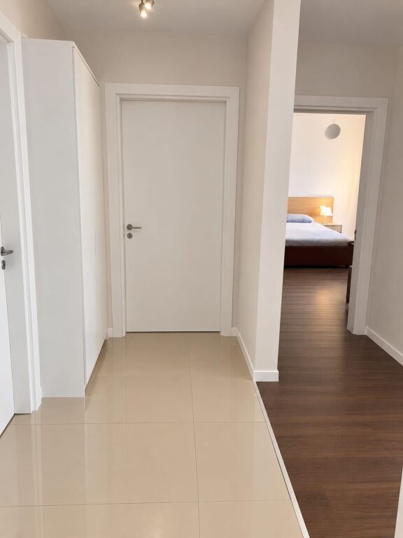 Jepet apartament 2+1 qera tek Kopshti Botanik prane Kompleks Mateo ID 5791