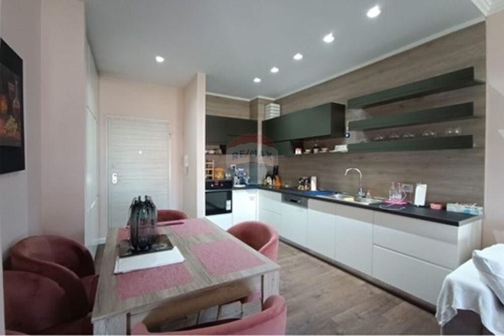 Apartament Luksoz 1+1 me qera ne Don Bosko