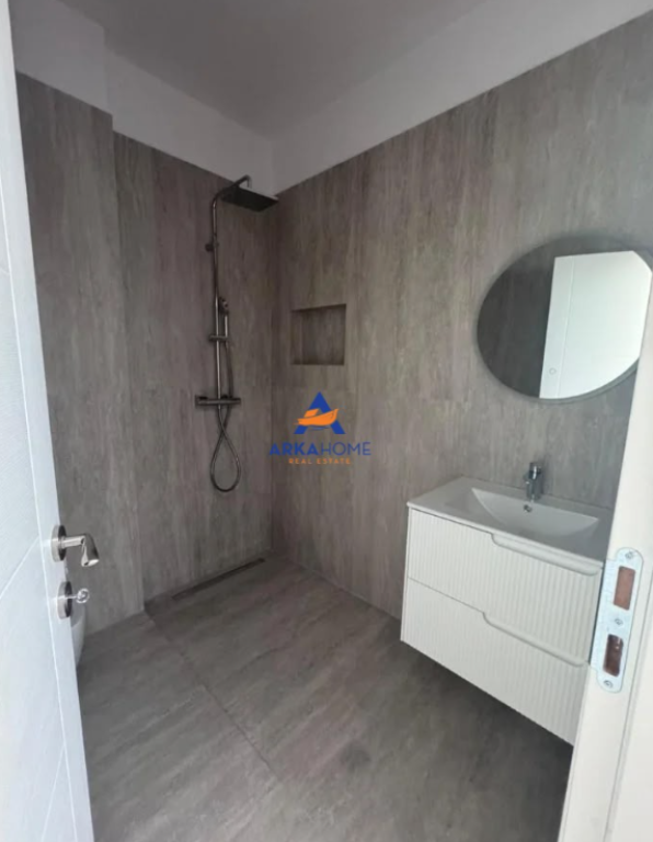 UFFICIO IN AFFITTO 125 M2 "COMPLESSO BERMON, NUOVO BOULEVARD" 60.000 LEKE
