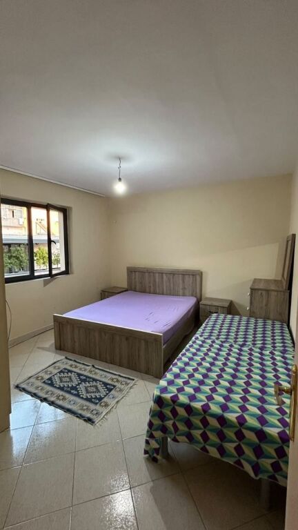 APARTAMENT 1+1 50,000 LEKE RRUGA FORTUZI