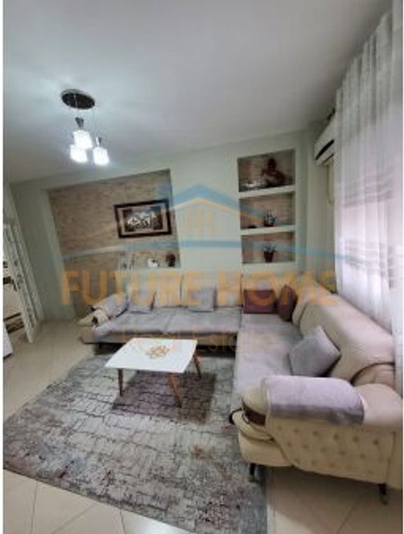 SHITET APARTAMENT 2+1+2 | FRESKU, TIRANË
