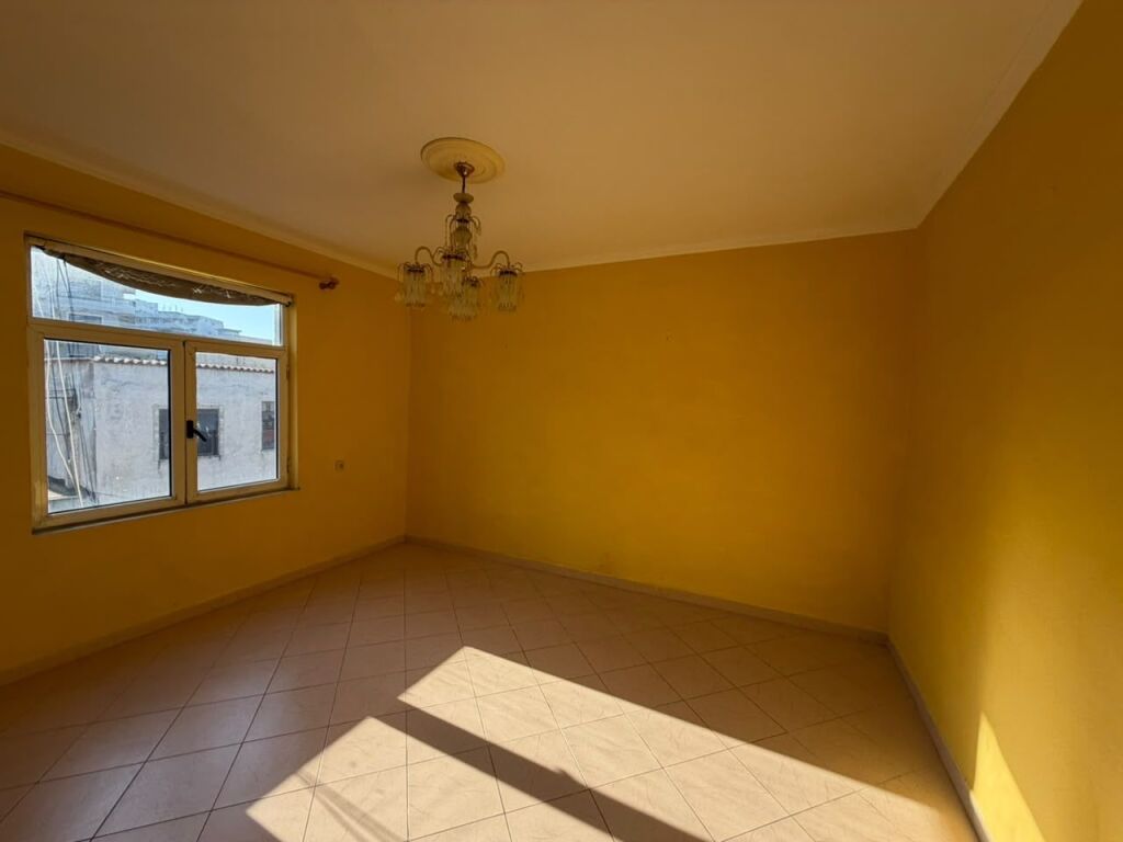 2+1+2 Apartment for Sale at the Prefecture of Durres