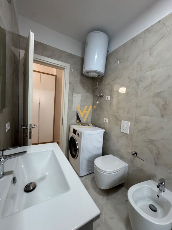 JEPET APARTAMENT 1+1+BLK ME QERA TE 21 DHJETORI 70.000 LEKE