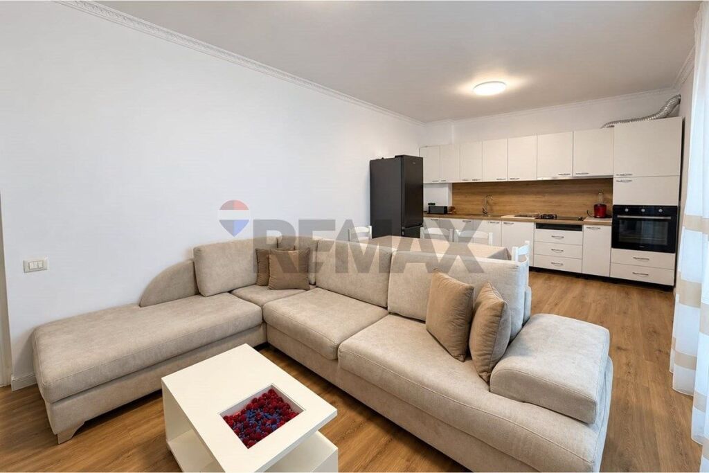 2+1 apartment for rent at 21 Dhjetori