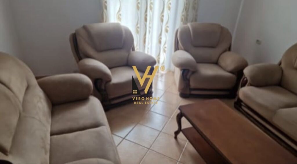 3+1 ENTRANCE FOR RENT ON ELBASAN STREET 64,000 LEKE