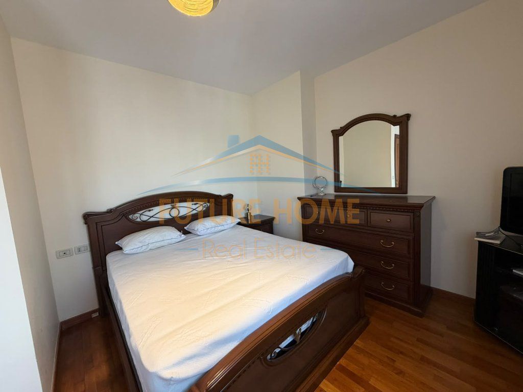 Affitto, Appartamento 2+1, Blloku, Tirana