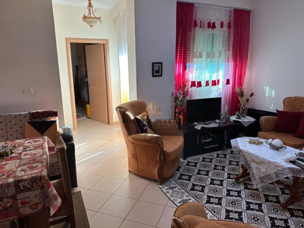 APARTAMENT 1+1 ME QERA AFATGJATE-ALBANO&amp;ROMINA VLORE