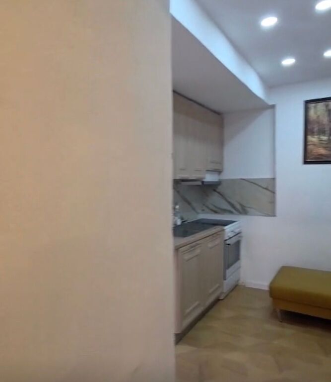 Apartament 2+1 (i vogel ) tek Siri Kodra!