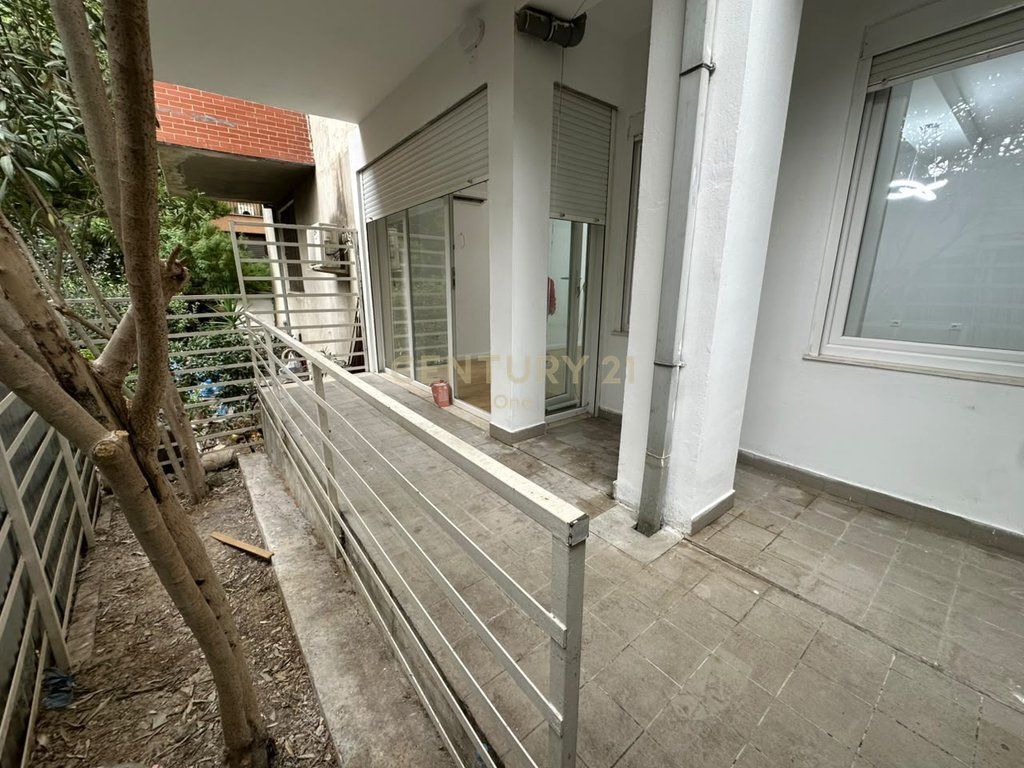Apartament 1+1 për Shitje – Shirzana White Palace, Paskuqan