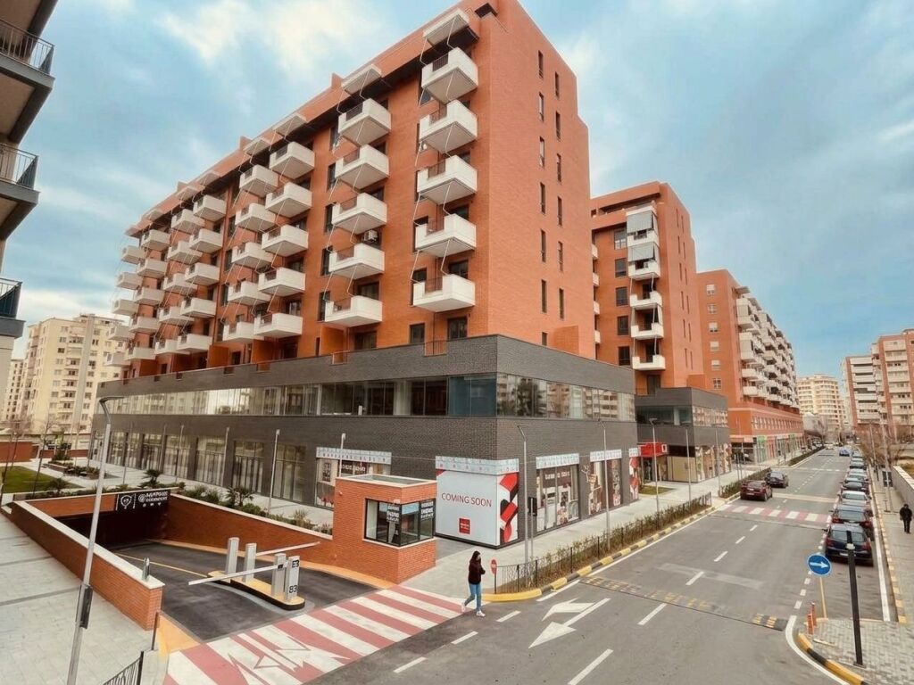 Qera, Ambient Biznesi, Kompleksi Delijorgji, Tiranë