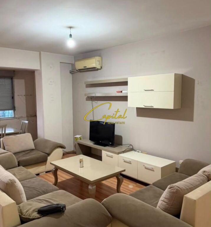 APARTAMENT ME QIRA 2+1 RRUGA E KAVAJES 65.000 LEKE