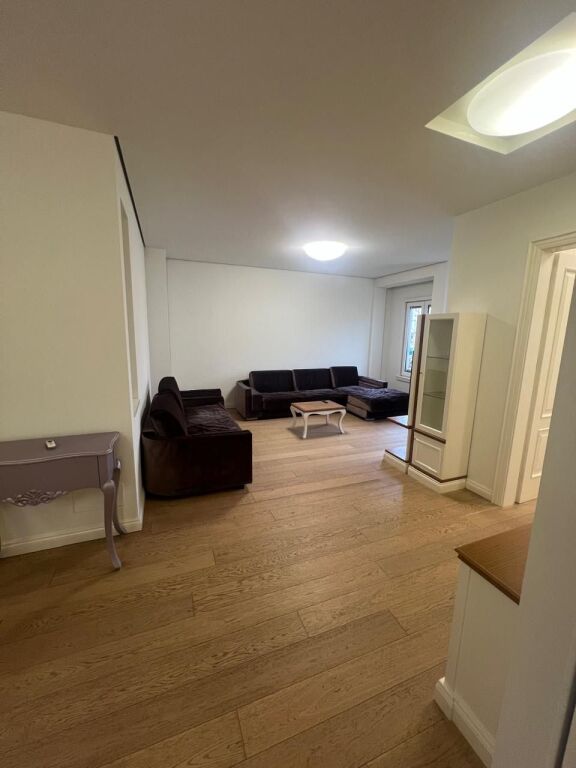 Qera, Apartament 2+1+2, Sheshi Wilson, Tirane
