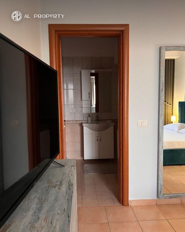  Apartament  2+1+2 me qira  pamje deti–Vollga, Durrës