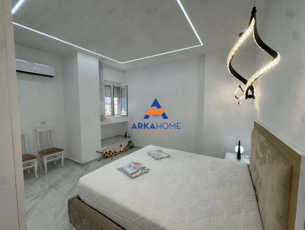 JEPET APARTMENT ME QERA 1+1+BALLKON "SELVIA, RRUGA SIRI KODRA" 70.000 LEKE