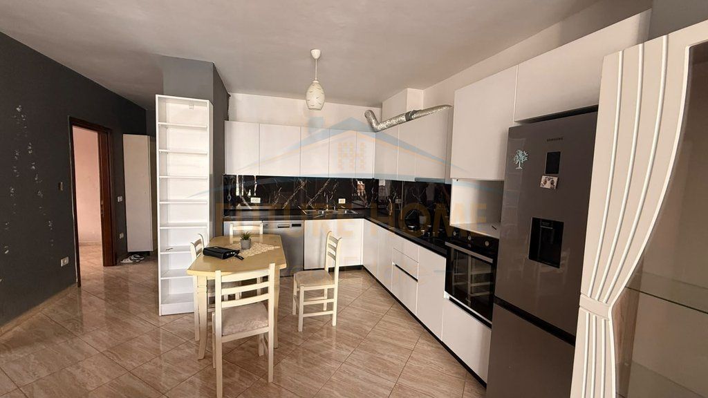Shitet, Apartament 2+1+2, Kompleksi Fratari,Unaza e Re