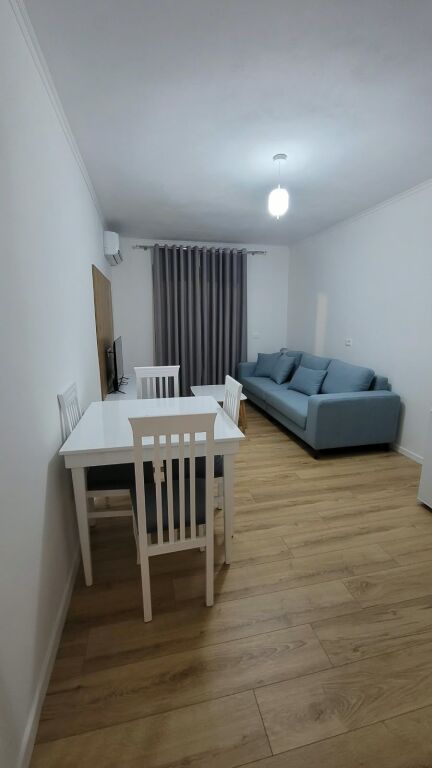 APARTAMENT 1+1 ME QIRA – GJIMNAZI CAJUPI