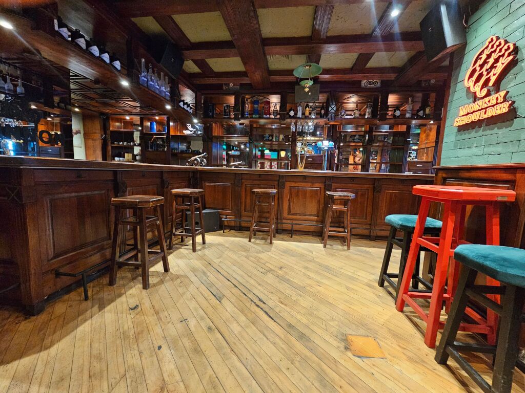 ‼️✨ FOR SALE / Bar Restaurant in BLLOK✨‼️