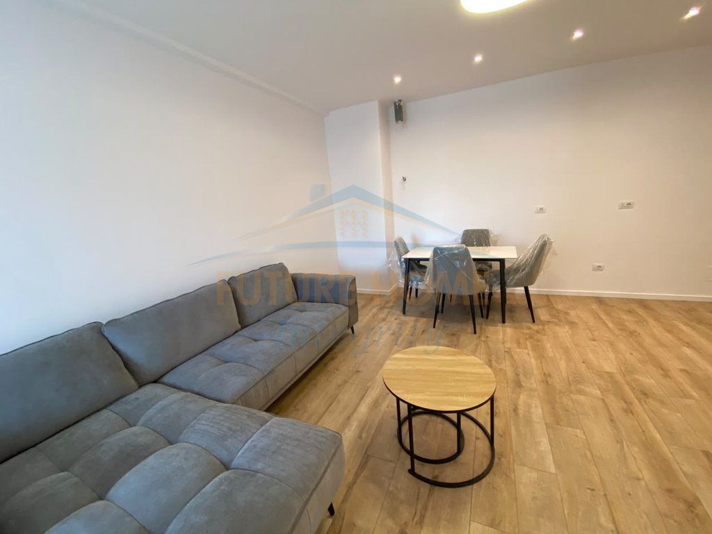 JAP ME QERA , Apartament 2+1+Verandë, Rruga Jordan Misja, Tiranë. AL75451