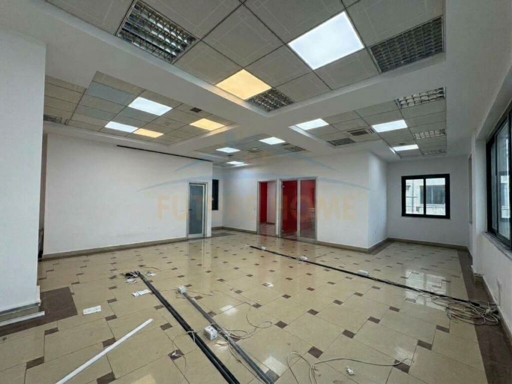 Rent, Business Premises, Barrikadave Street