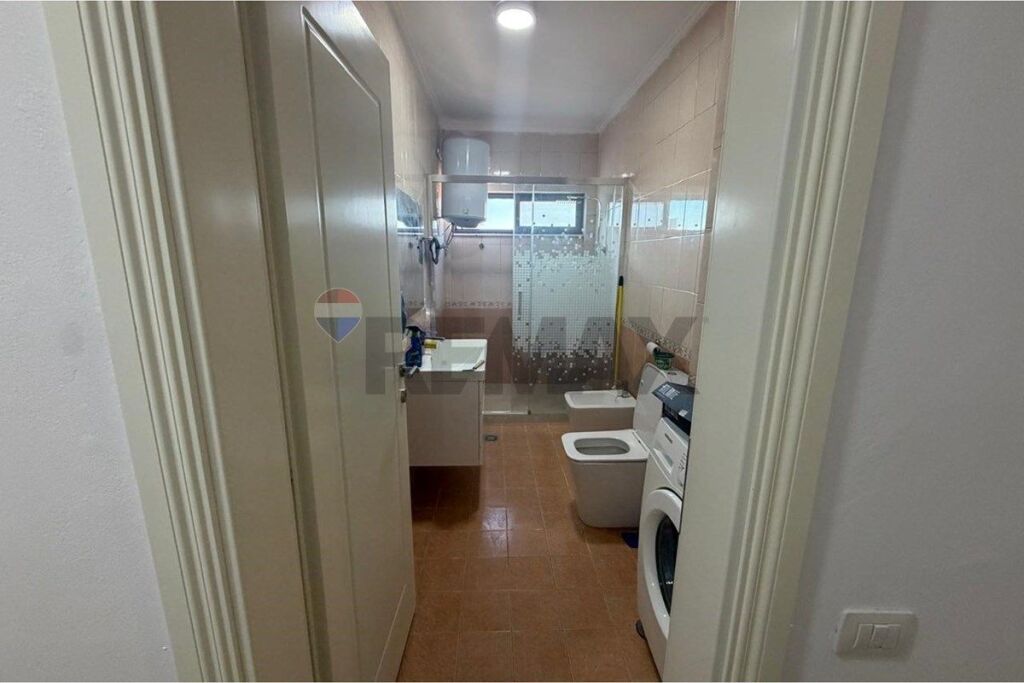2+1 apartment for rent at 21 Dhjetori