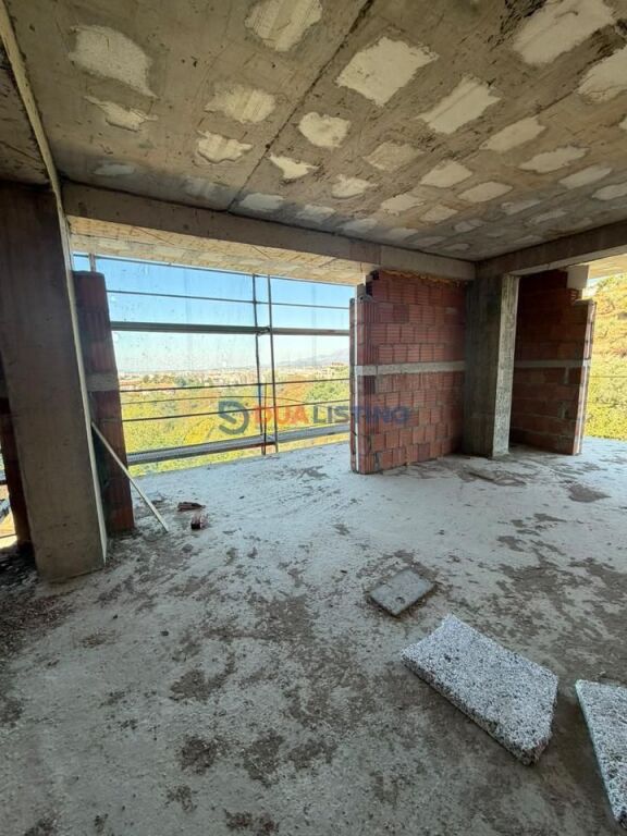 Shitet apartament 2+1+2 ne Kodren e Diellit 2!