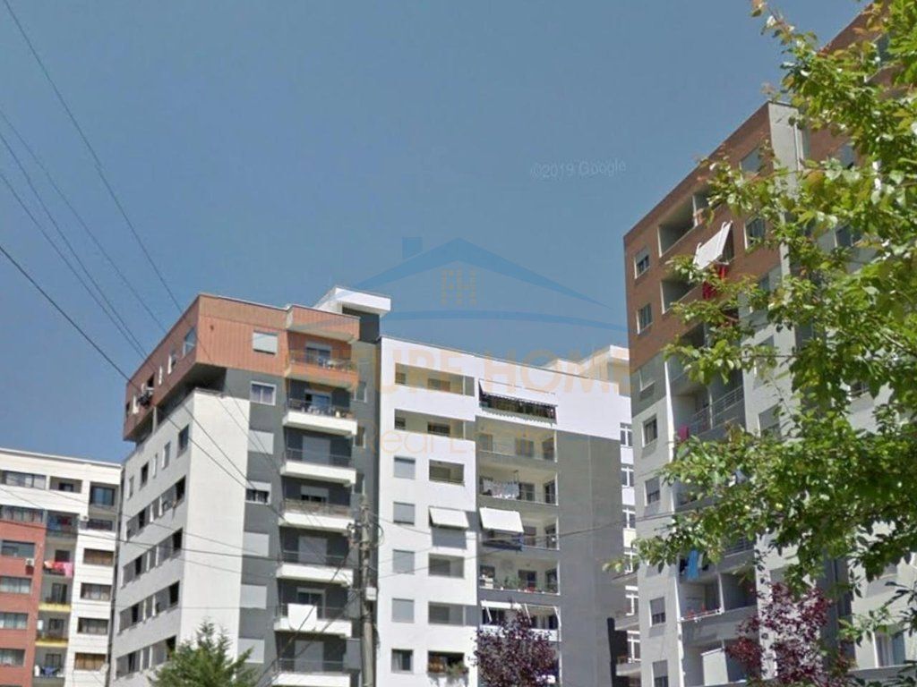 For sale, 2+1+2 apartment, New Ring Road, Tirana