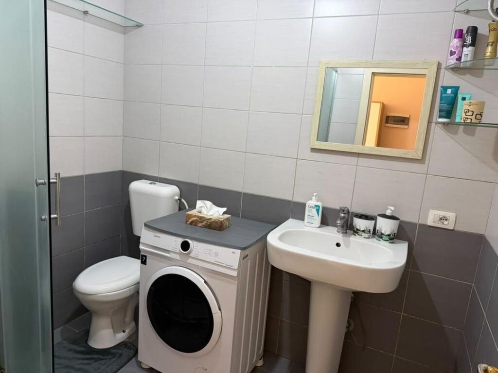 Ottimo appartamento 1+1 ad Astir, Vicino a Vila L2