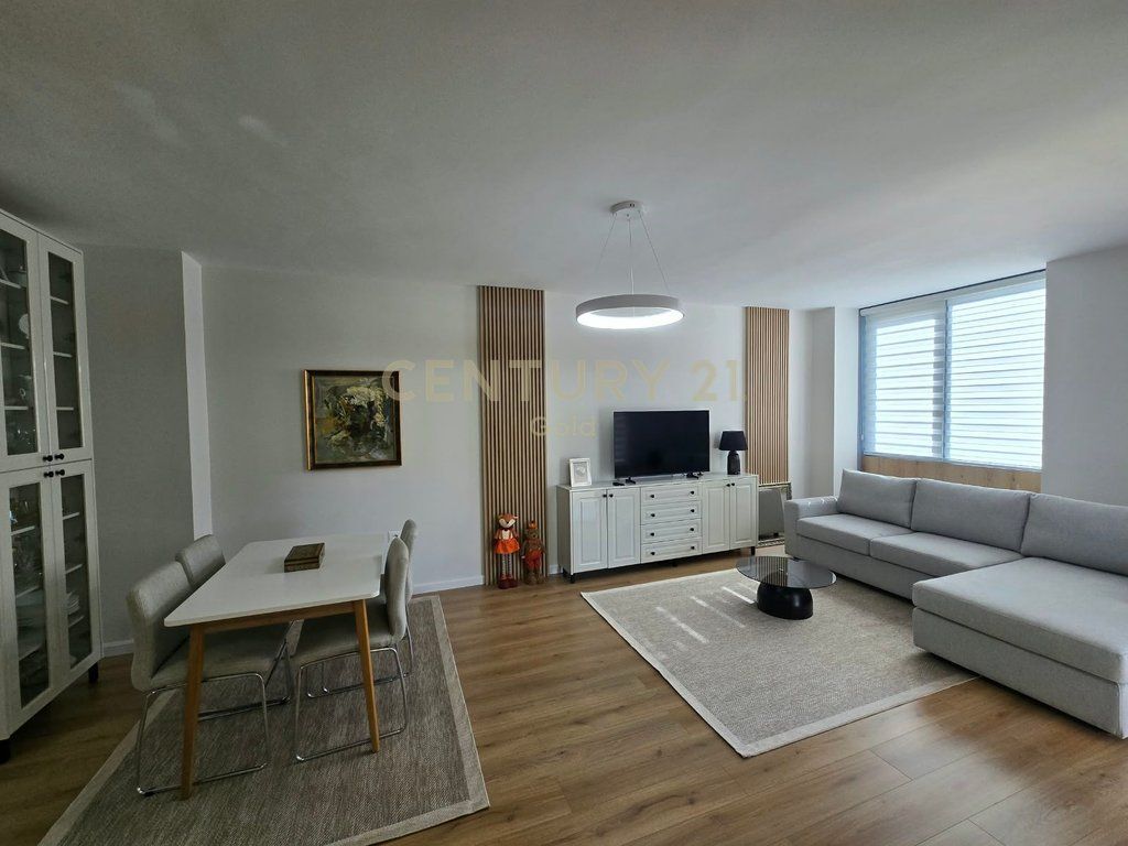 APARTAMENT 2+1+2 PER QERA TEK TOPTANI