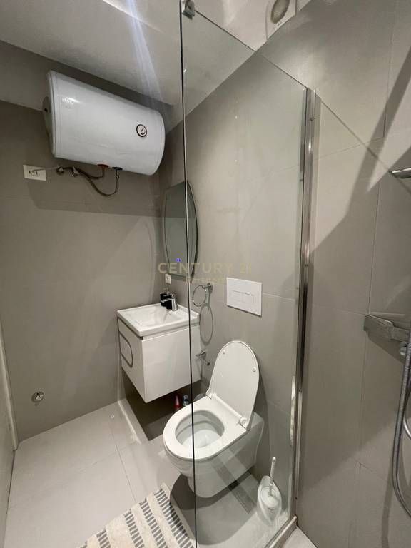 Apartament 1+1+ Post Parkimi me qira te River Residence