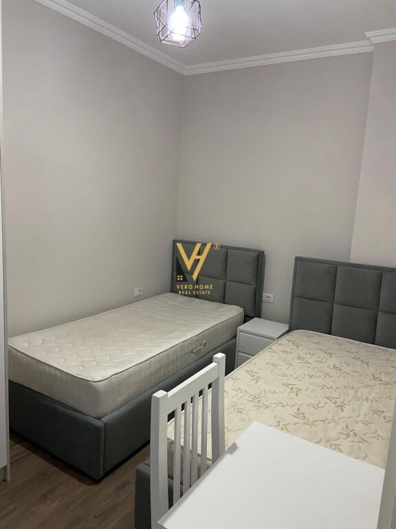 JEPET APARTAMENT 2+1+BLK ME QERA NE SAUK 50.000 LEKE