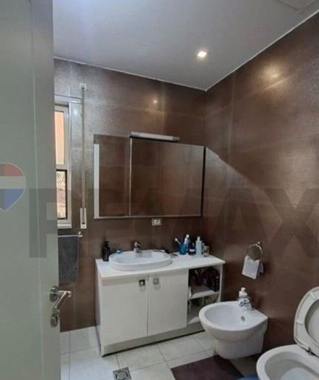 Shitet Apartament 2+1+2 te Komuna e Parisit ID:530571005-122